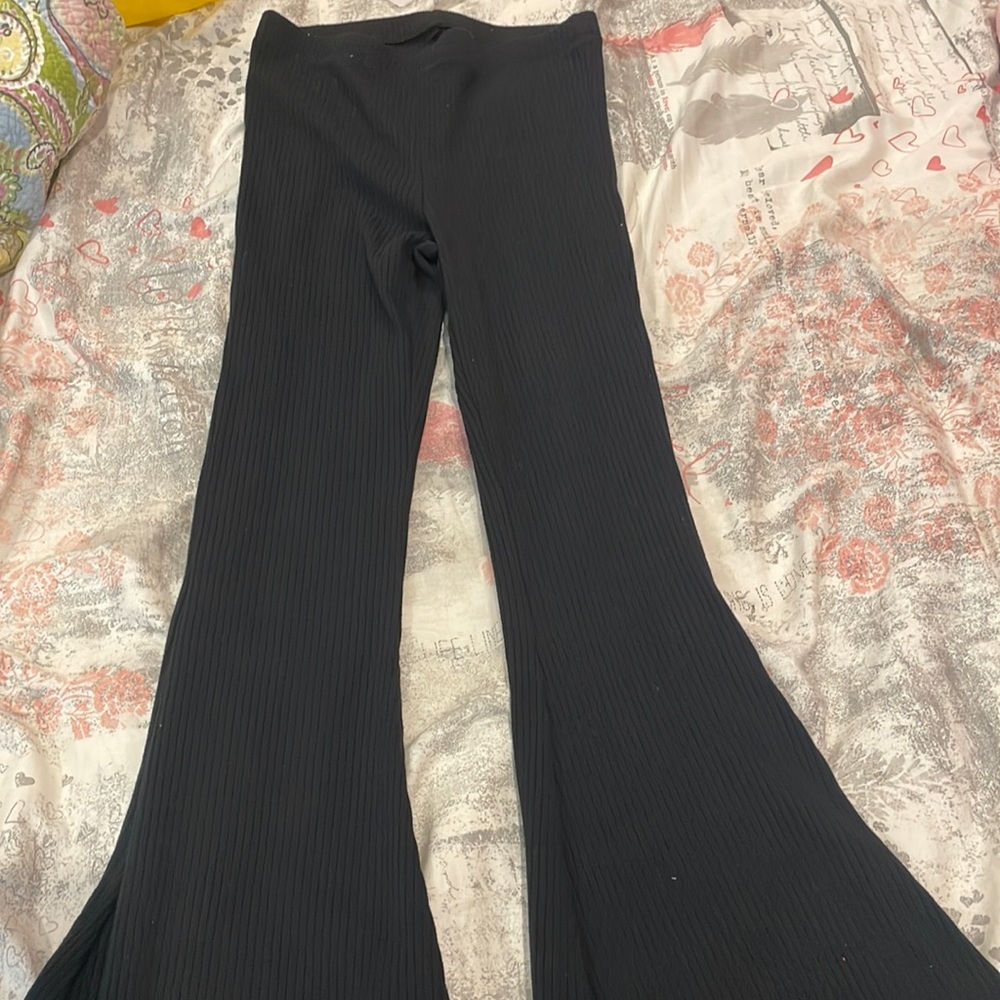 Aerie flare pants only worn once super cute!!